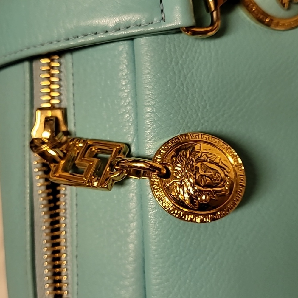 Rare Versace Aqua Leather Shoulder Bag with Gold Accents - Picture 3 of 17